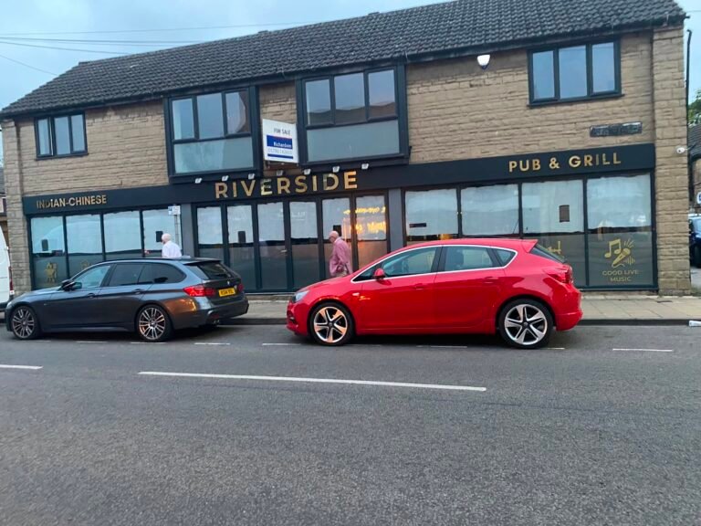 Riverside Pub & Grill premises