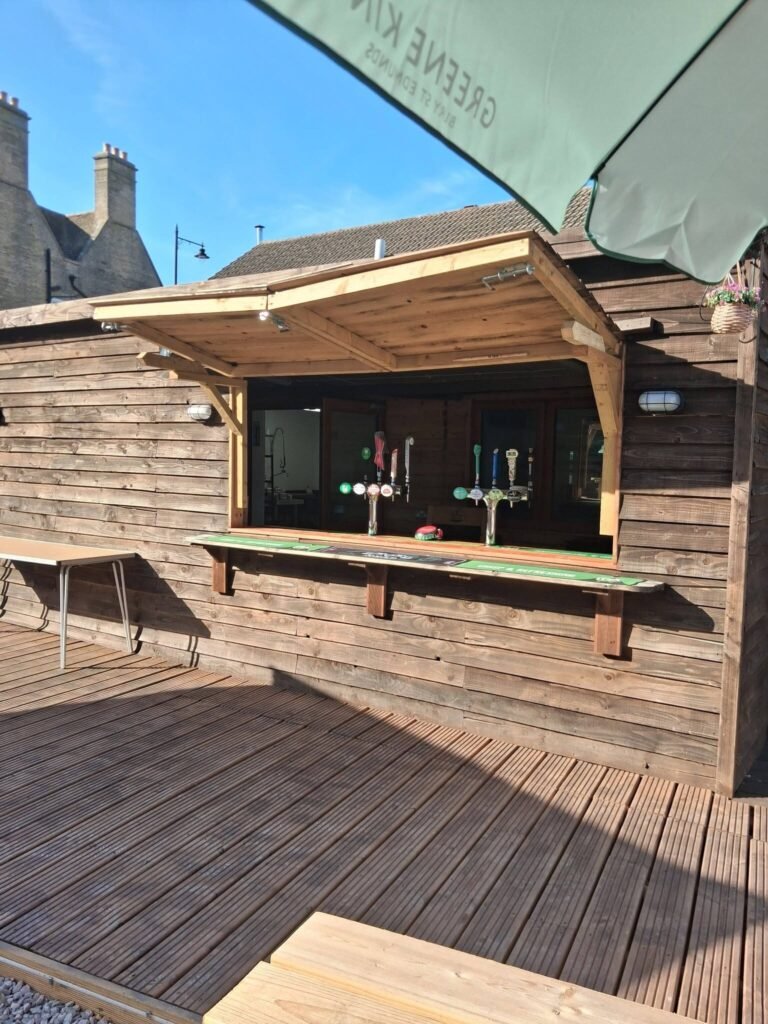 Riverside Pub & Grill premises photo 3