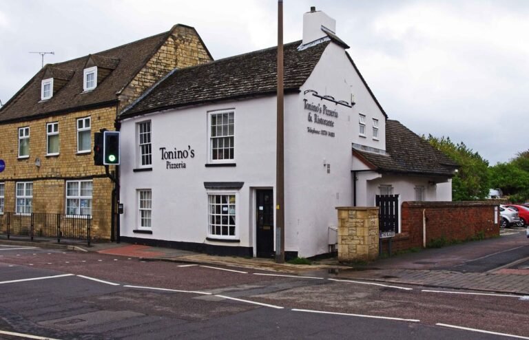 Tonino’s Pizzeria premises